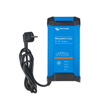 Blue Smart IP22 Charger 12/15(1) 230V CEE 7/7