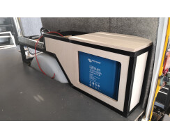 Aluminum Profile 25x25x1.5 mm with 2 Webs, 195cm long, Silver Anodized E6EV1