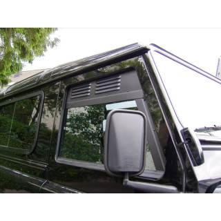 Rear ventilation grille window for Mitsubishi Pajero IIII, 5-door, from 02/2007